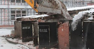 Снос гаража и вывоз мусора в Чебаркуле - Быстро и качественно от Сварной-Чбр от 2049 рублей