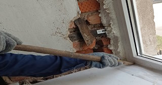 Демонтаж оконных откосов по выгодной цене от 513 руб. в Чебаркуле - Сварной-Чбр
