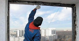 Демонтаж остекления балкона в Чебаркуле - цена от 564 руб. - Сварной-Чбр